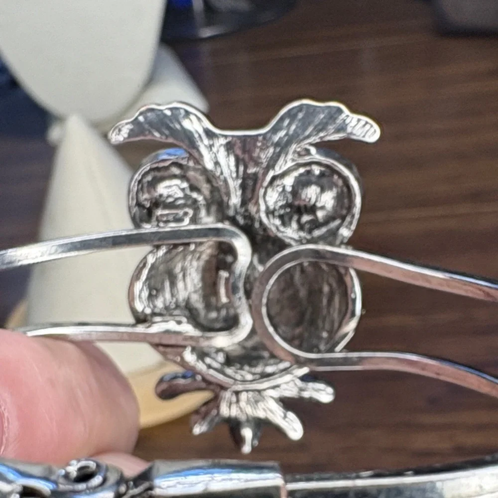 Chic Silver Owl Clamper Bracelet